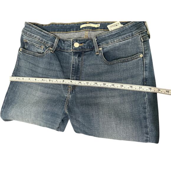 Levi's | Classic Straight Medium Wash Denim Jeans Size 31 - Picture 7 of 8